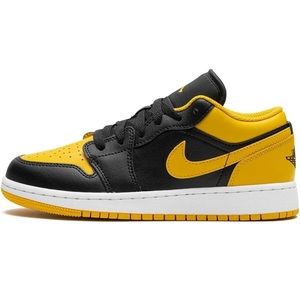 Nike air Jordan 1 size 2Y